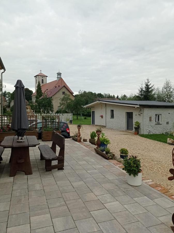 Dom Mili Villa Henrykow Lubanski Exterior photo